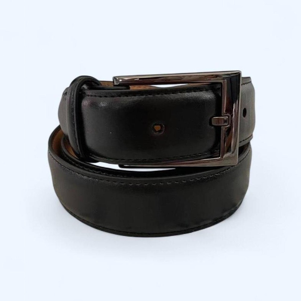 Back coated leather classic belt with silver buckle size M by Dockers